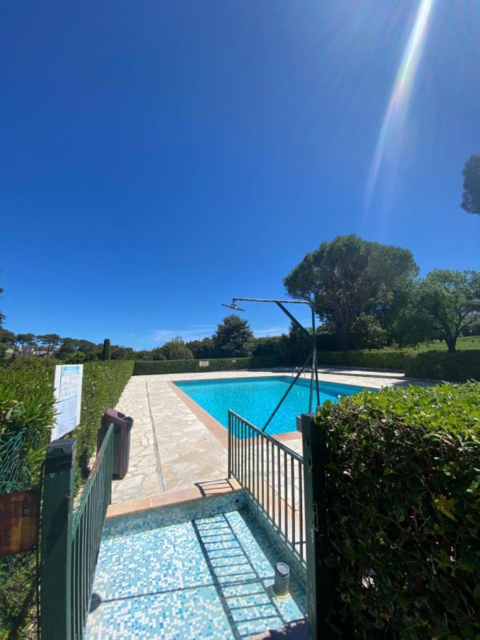 Le Maya - Studio Avec Piscine Antibes Buitenkant foto